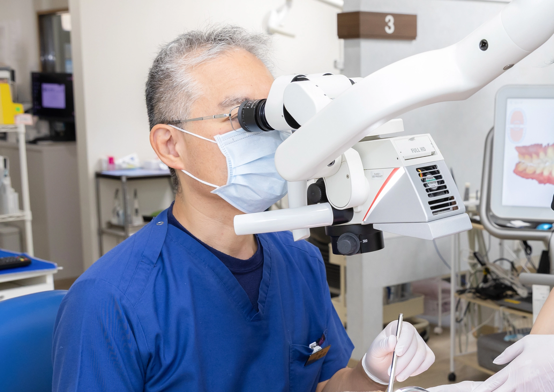 マイクロスコープ