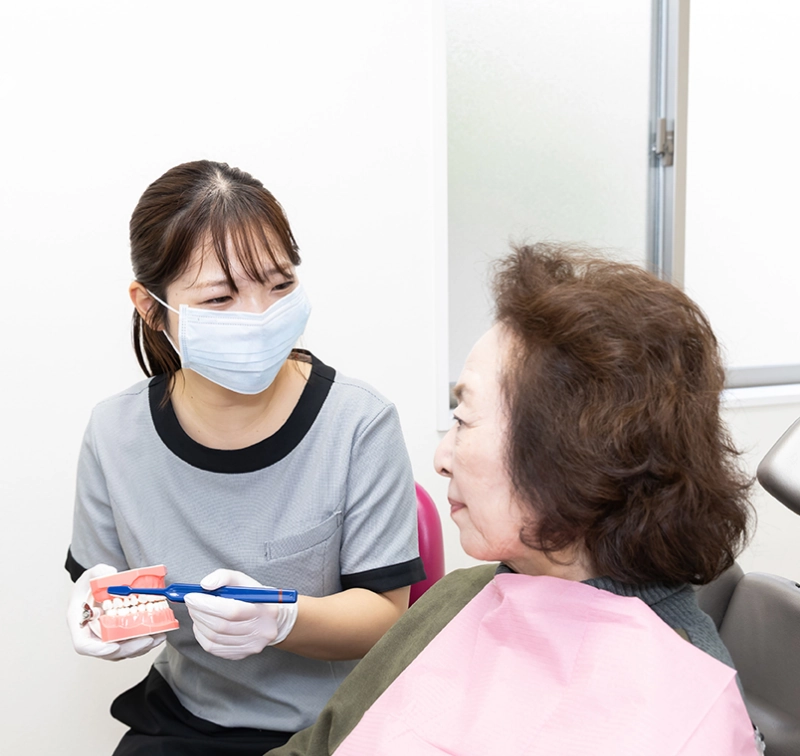 2回目：歯石除去(クリーニング) むし歯チェック / 歯磨き指導